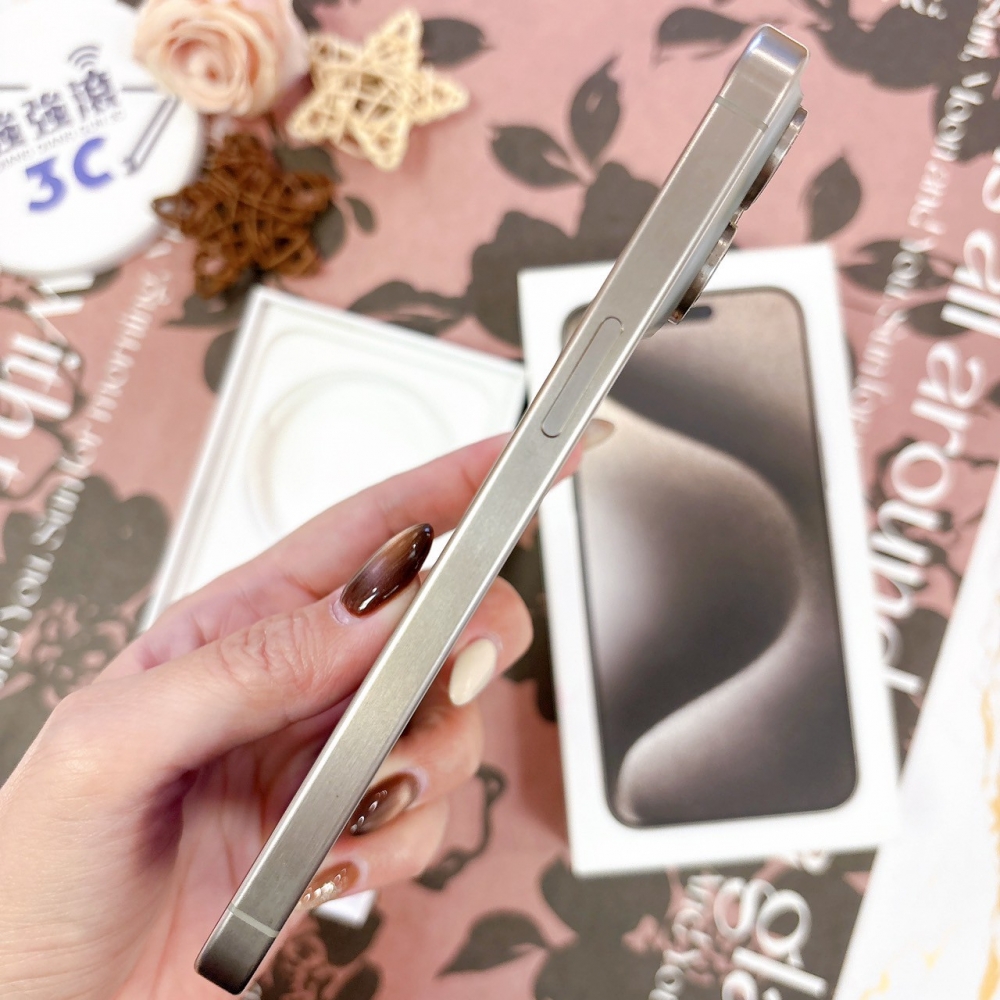 二手 iPhone 15 Pro Max 256G 原鈦色*45595(店保365天）