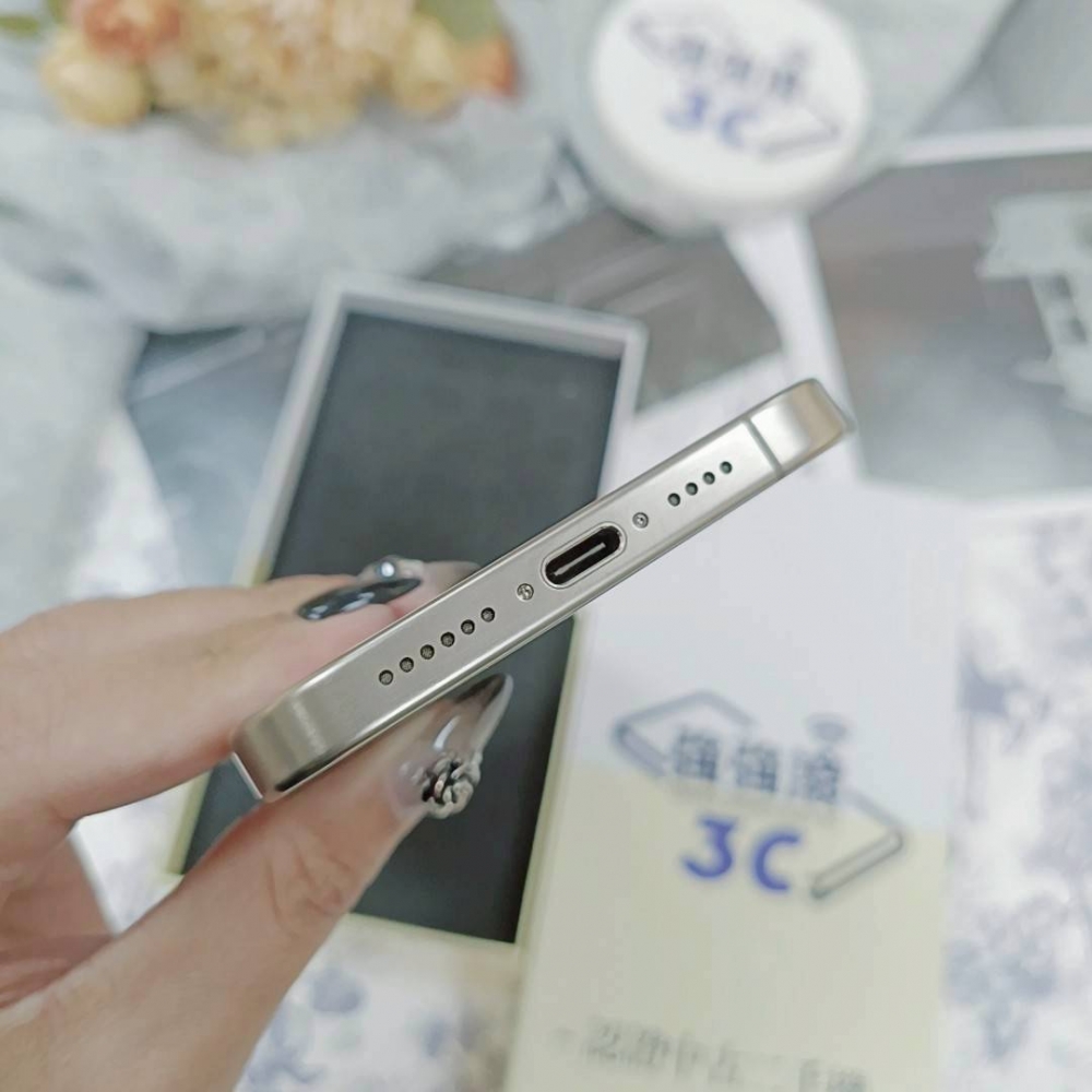 歸仁-二手iPhone 15 pro max 256G 原鈦色# 94409（店家保固365天）