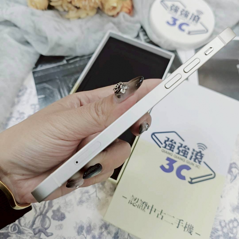 歸仁-二手iPhone 12 128G白色# 11809（店家保固90天）