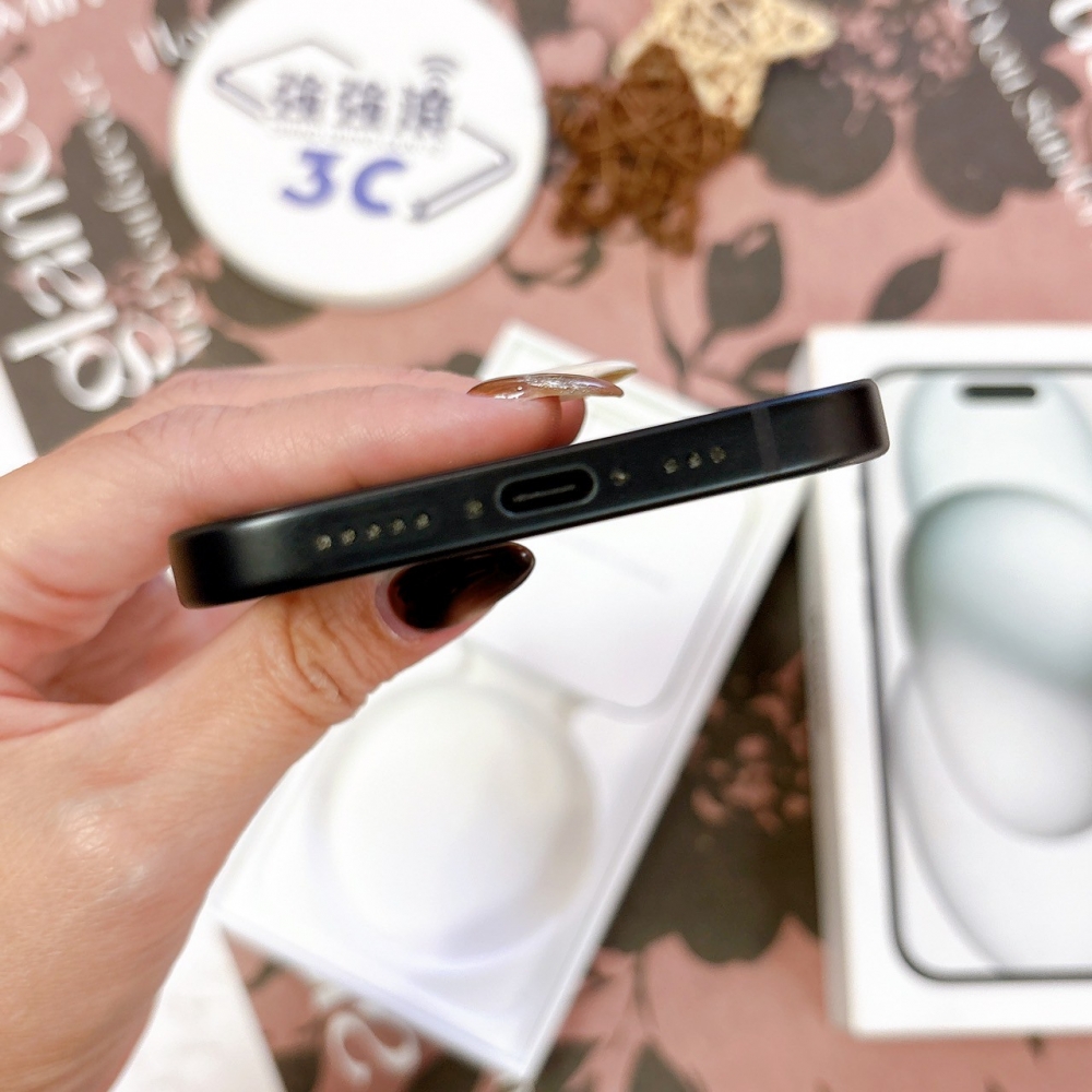 二手 iPhone 15 128G 黑色*59595 (店家保固365天)