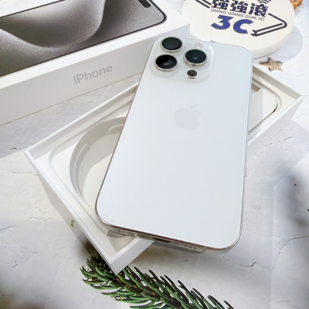 善化-二手 iPhone15 Pro 256G 白色 #35032（店家保固365天）