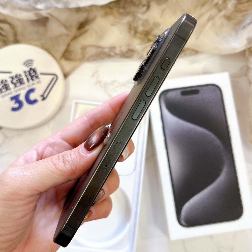 二手 iPhone15Pro 256G 黑色*65465 (店家保固365天)