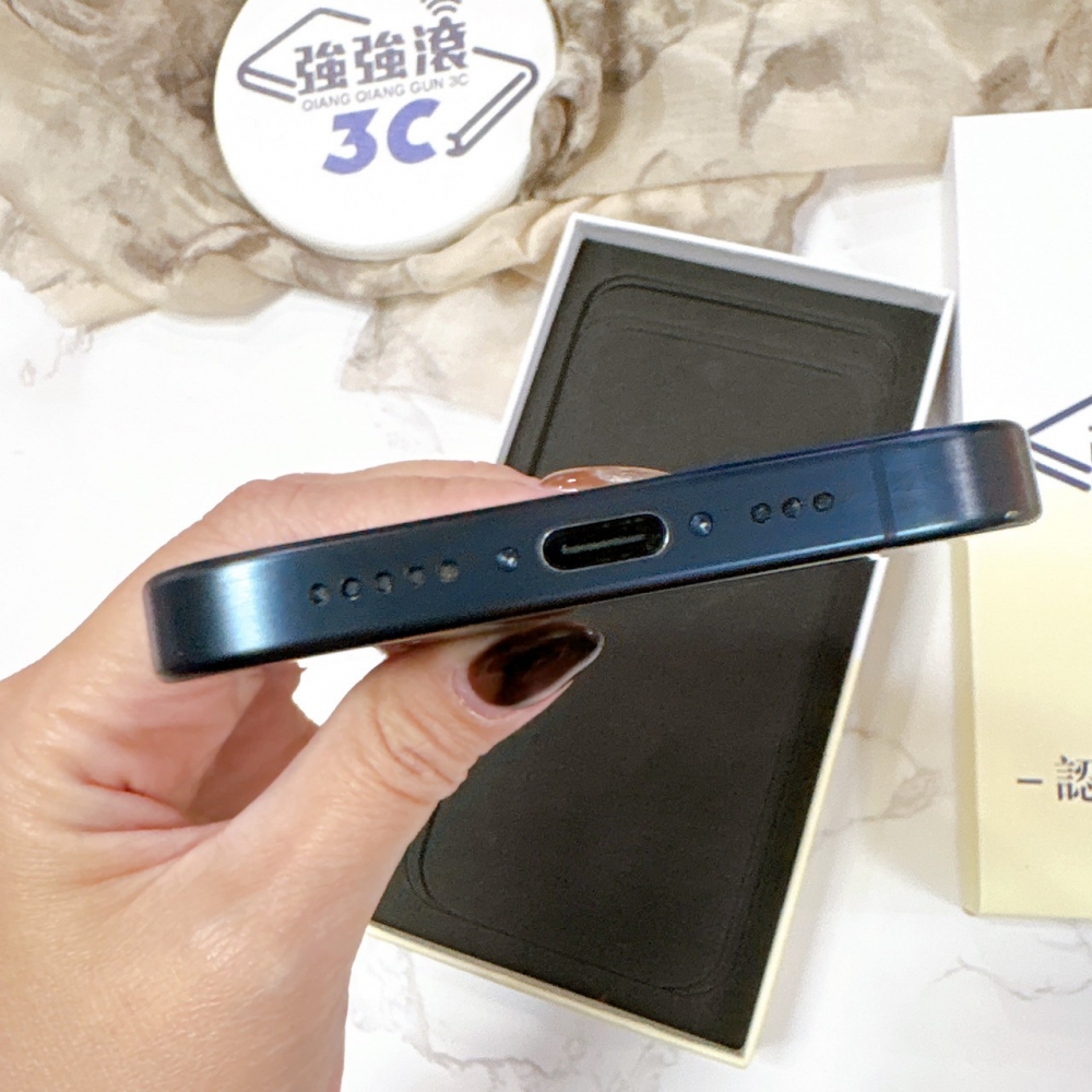 二手 iPhone15Pro 256G 藍色*99432 (店家保固365天)