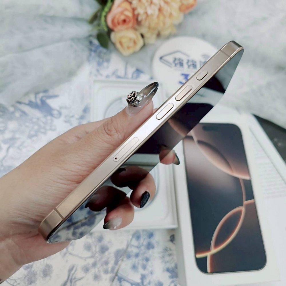 歸仁-二手iPhone16 Pro 256G 金色 #95987（原廠保固）