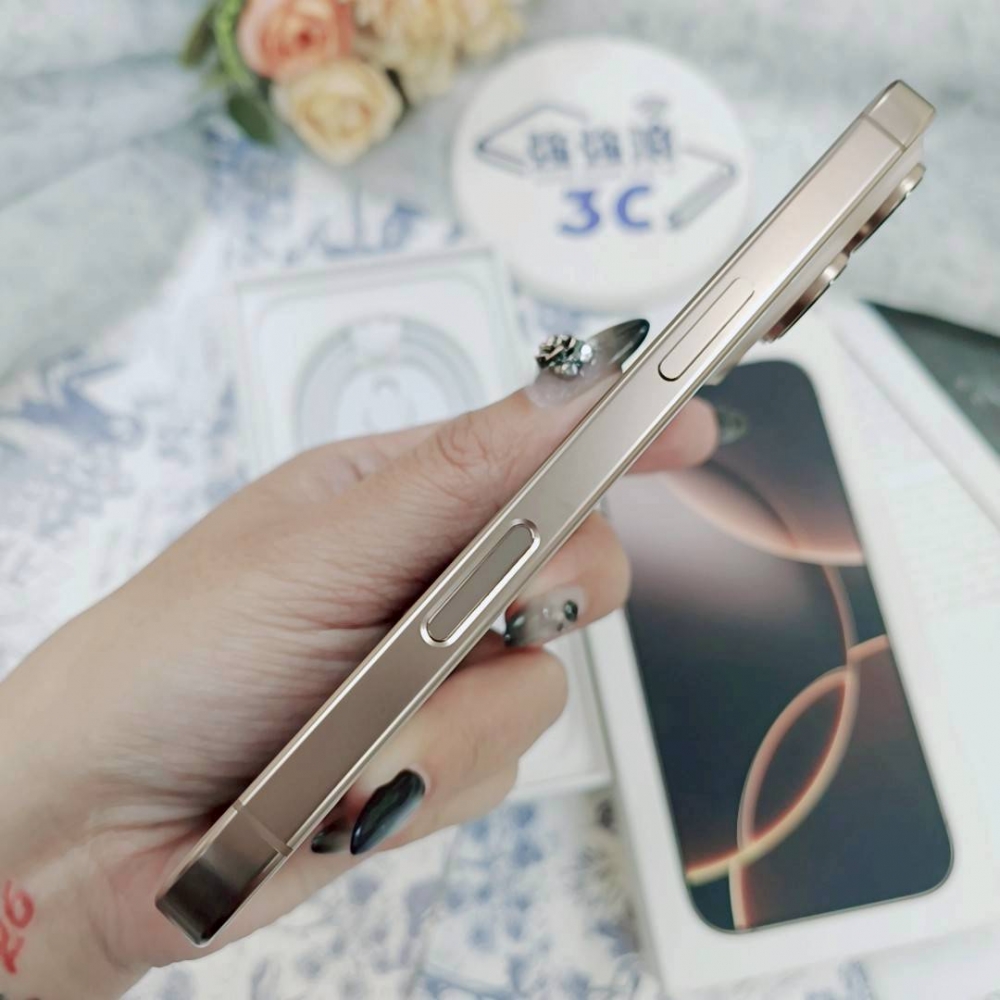 歸仁-二手iPhone16 Pro 256G 金色 #95987（原廠保固）