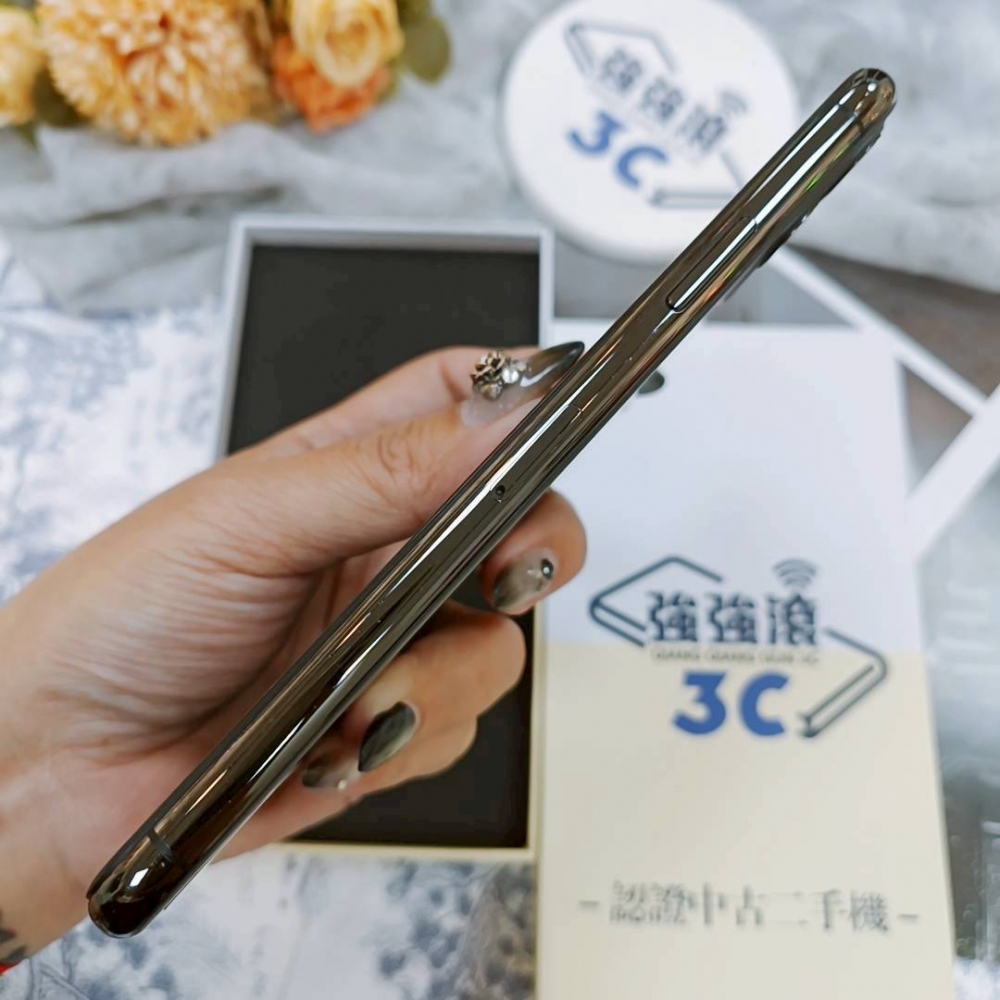 歸仁-二手iPhone11 pro max 256G 黑色#95907（店保90天）