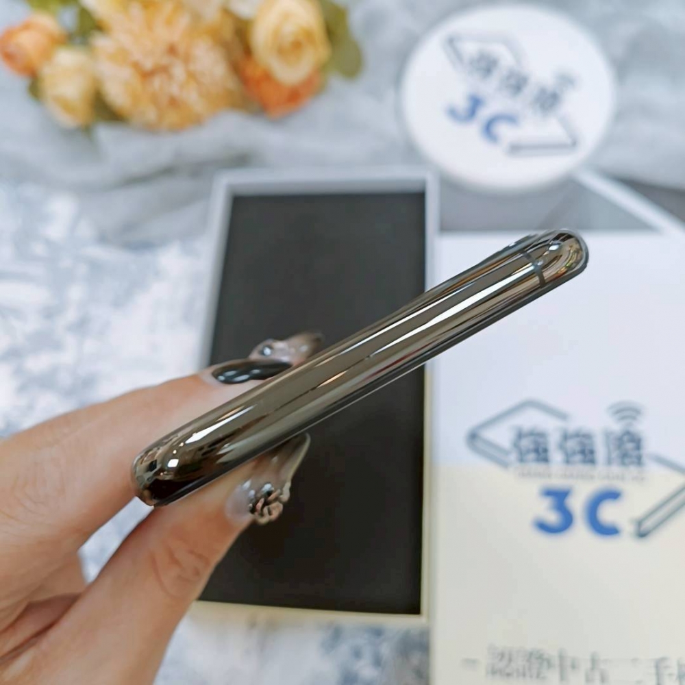 歸仁-二手iPhone11 pro max 256G 黑色#95907（店保90天）