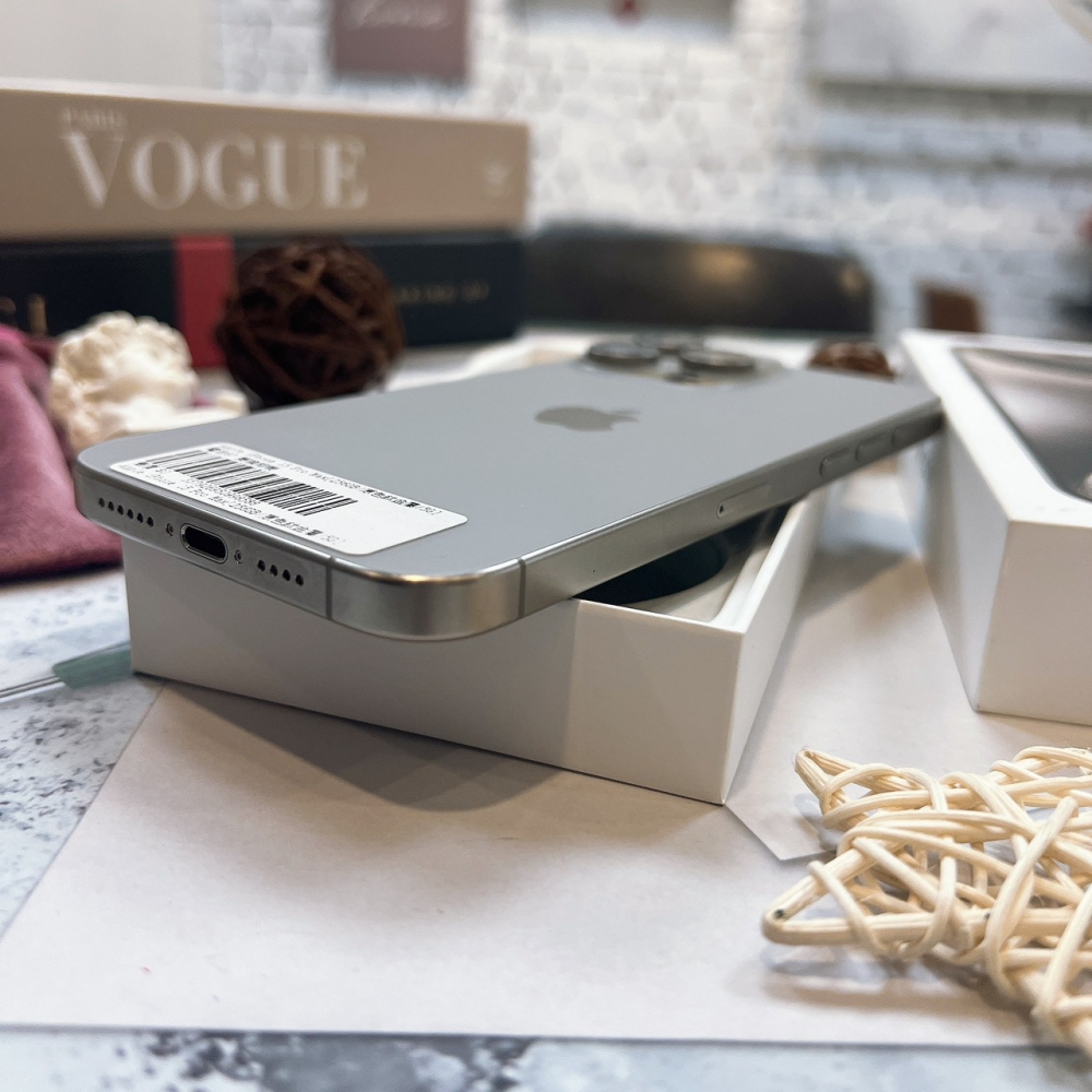 二手 iPhone15 Pro Max 256G 原色#98588（店保365天）