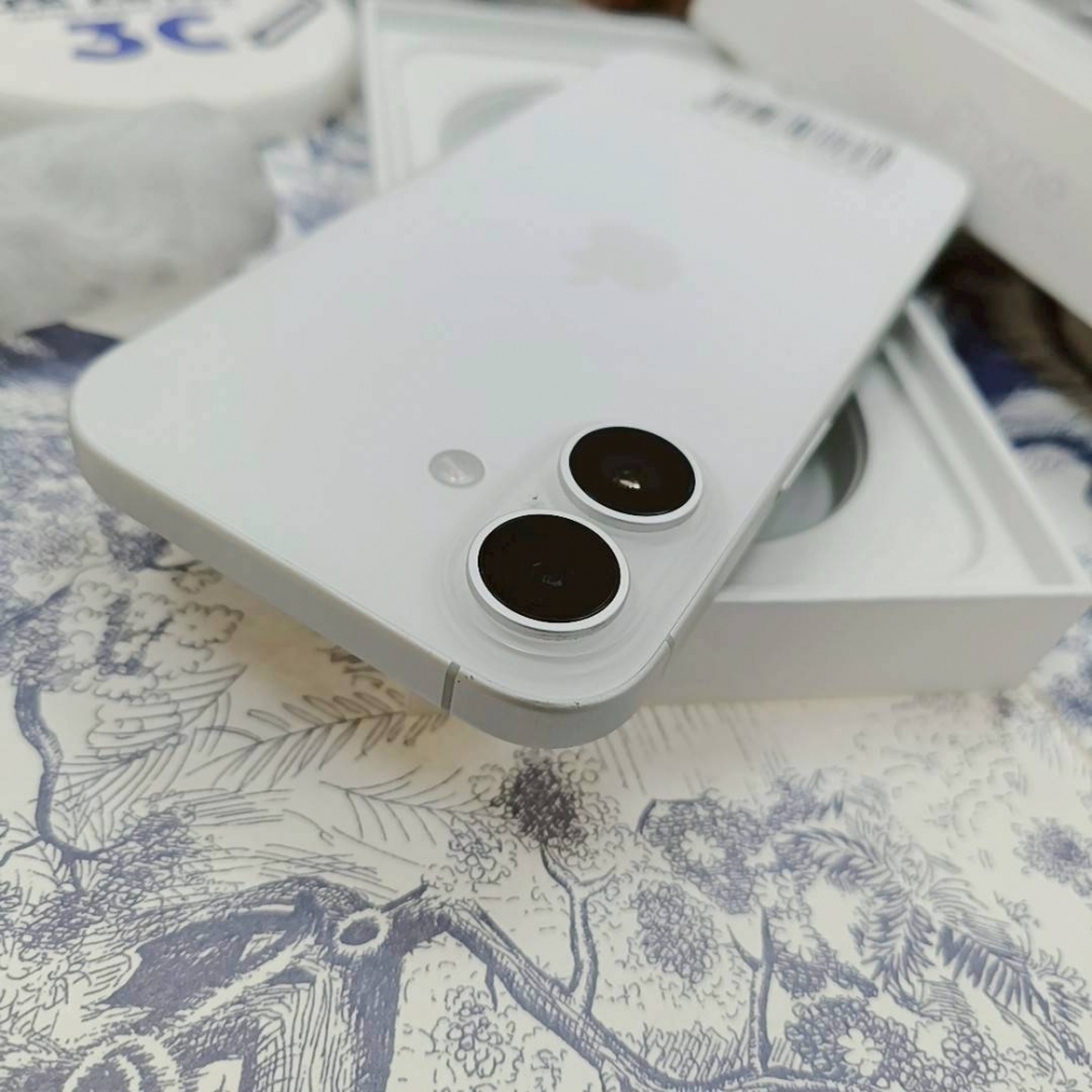 歸仁-二手iPhone16 256G 白色#95115（店保365天）