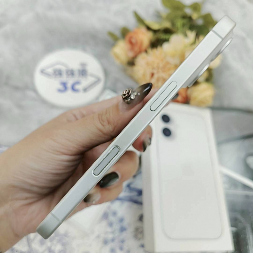 歸仁-二手iPhone16 256G 白色#95115（店保365天）