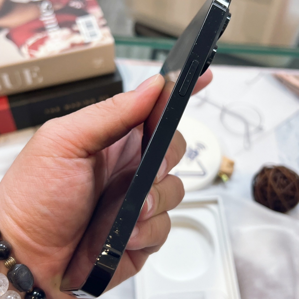 二手 iPhone 14Pro 256G 黑色*49946 (店家保固365天)