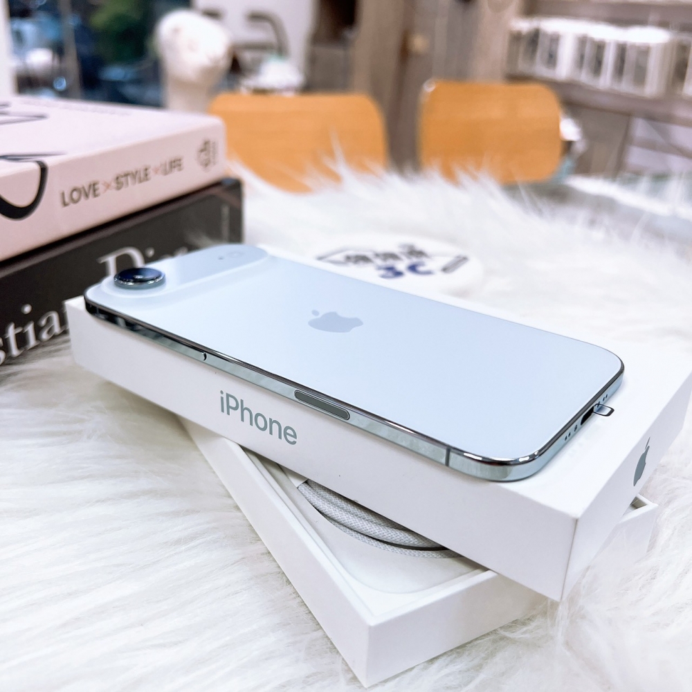 二手 iPhone AIR 256G 藍色 #12343(原廠保固)