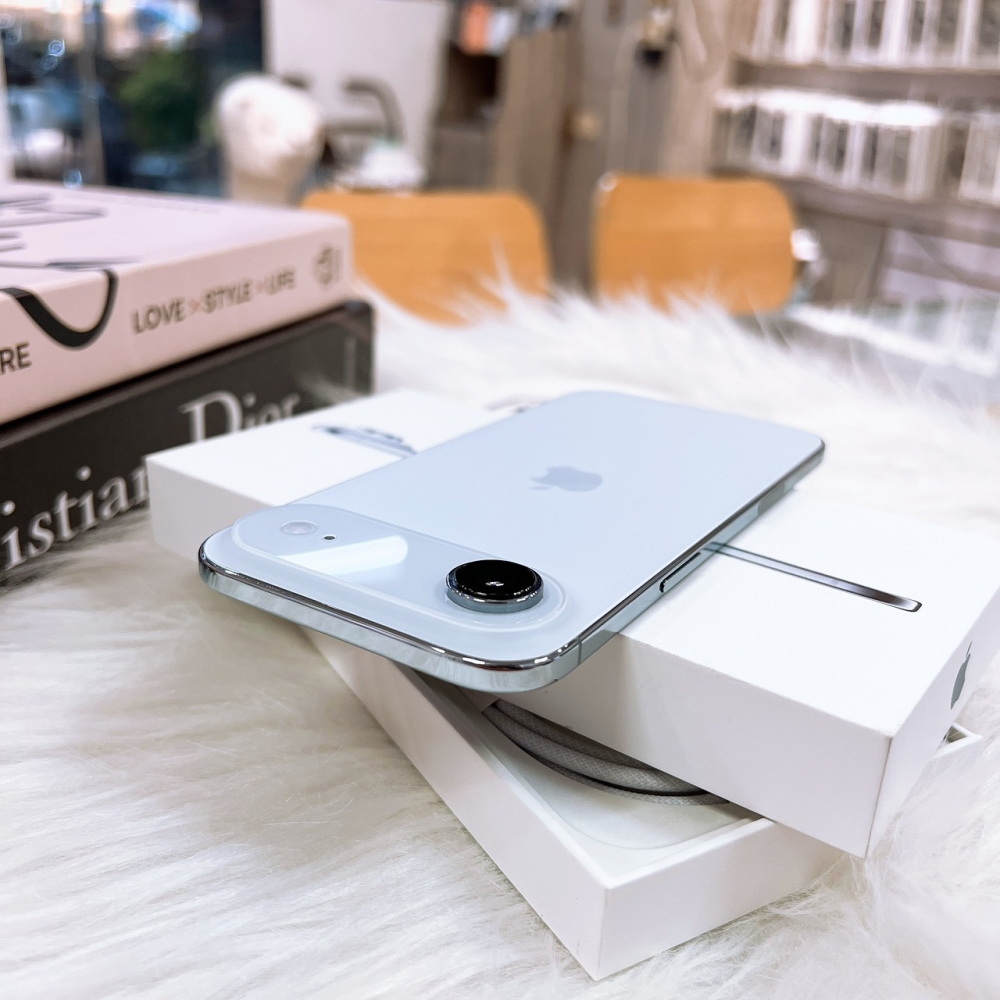 二手 iPhone AIR 256G 藍色 #12343(原廠保固)