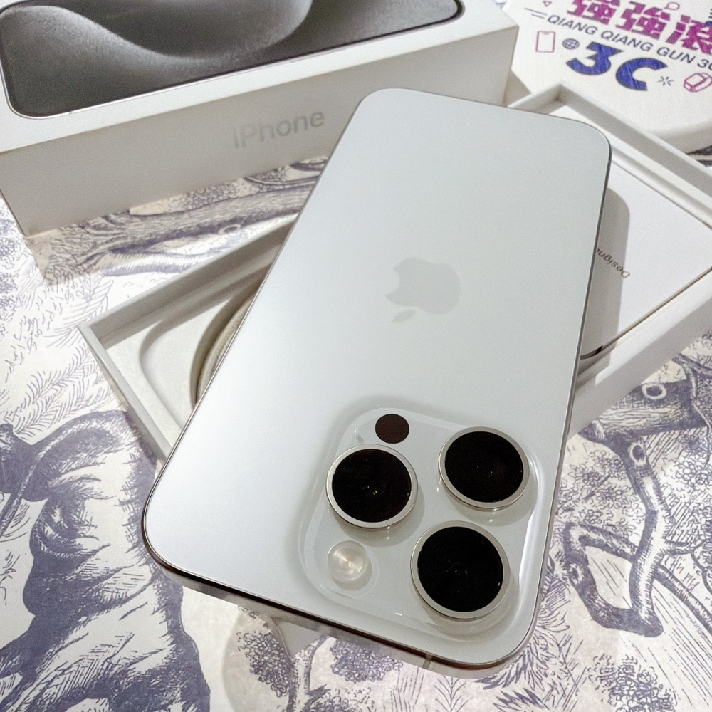 善化-二手iPhone15 Pro 128G 白色 #98630(店保365天)