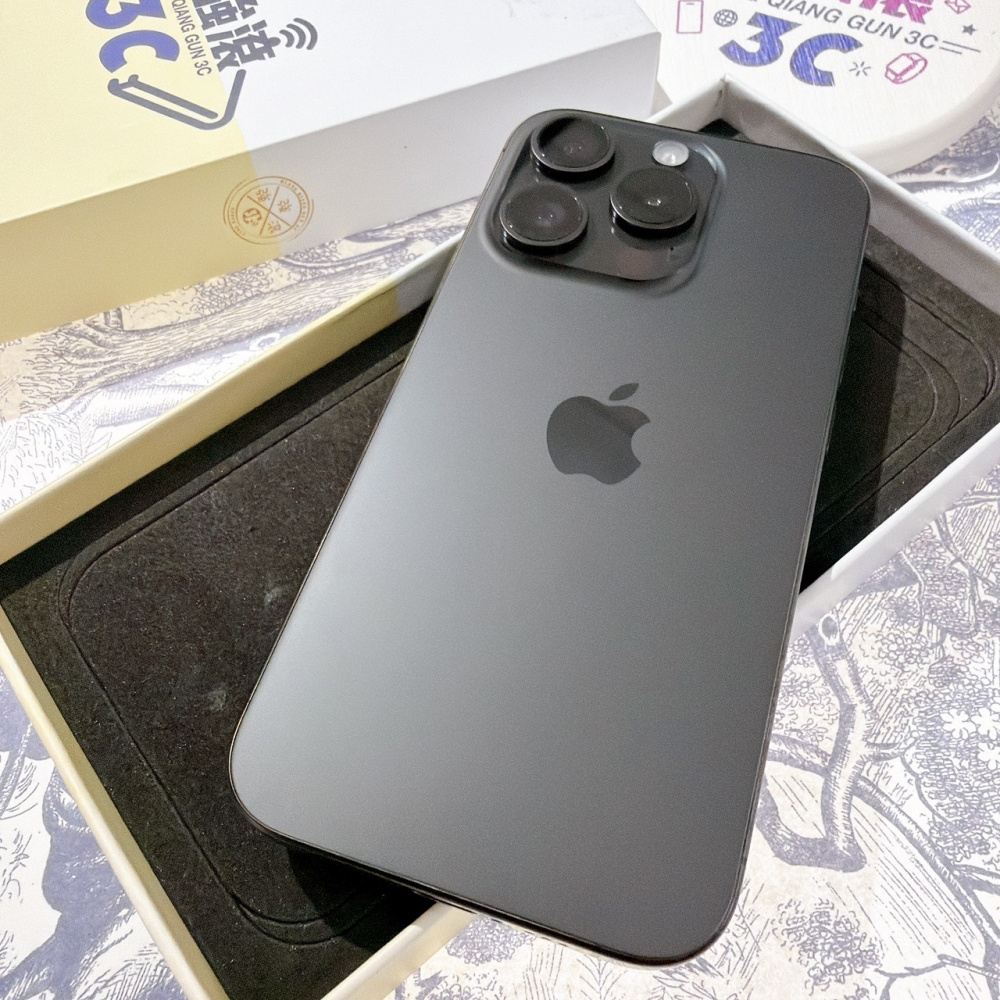 善化-二手 iPhone15 Pro 256G 黑色#92289（店保365天）