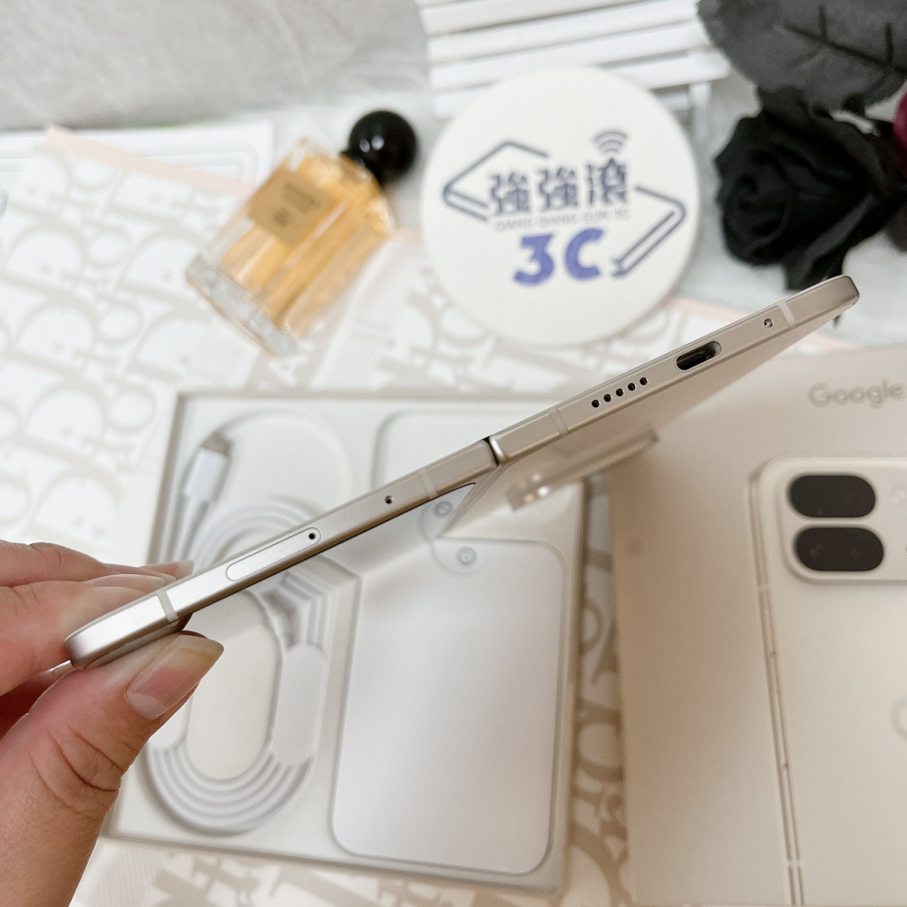 佳里-二手 GOOGLE PIXEL 9 PRO FOLD 16/256G 白色  #22262 （店家保固90天）