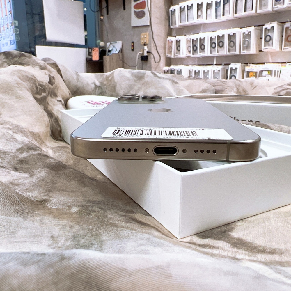 二手-iPhone15ProMax 1TB 原色*24051 (店家保固365天)
