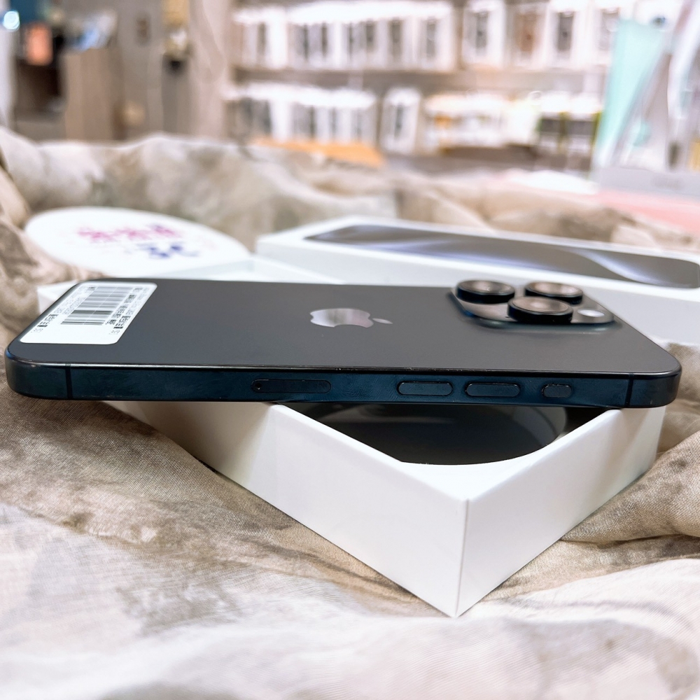 二手 iPhone15Pro 128G 藍色*59398(店家保固365天)
