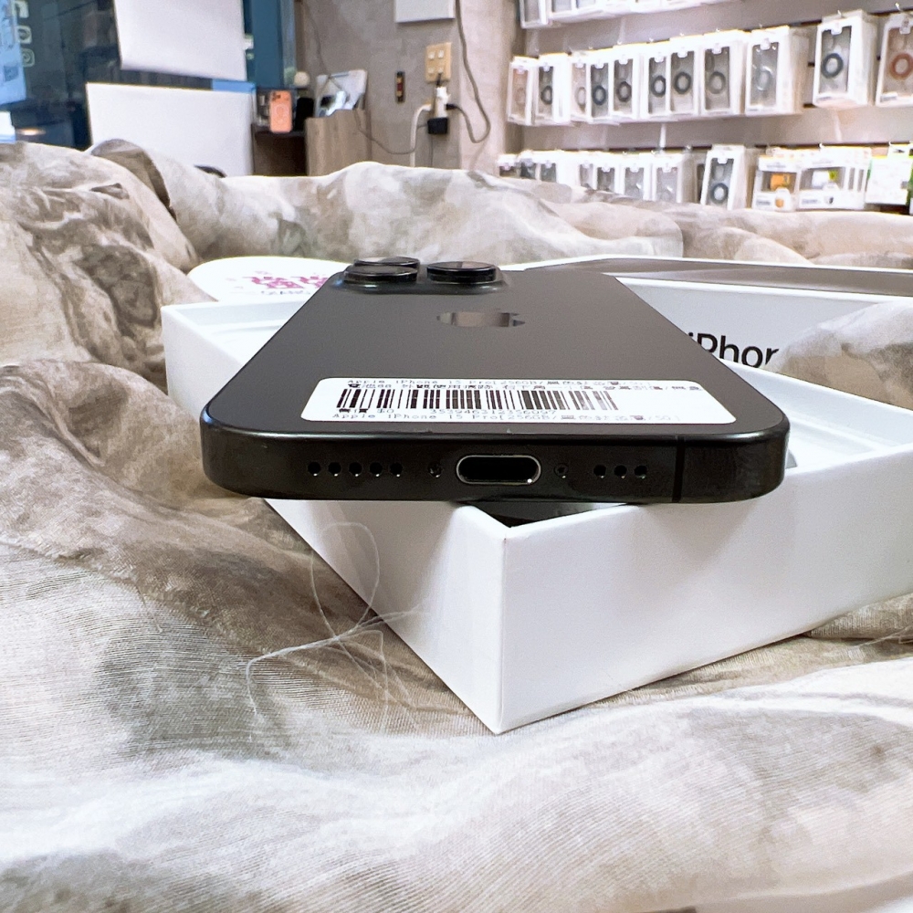 二手 iPhone15Pro 256G 黑色*56097(店家保固365天)