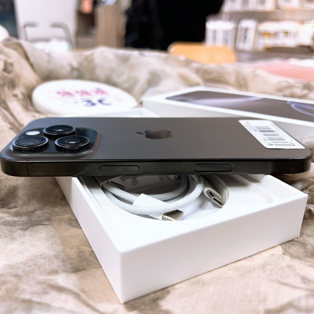 二手 iPhone 16 Pro 512G 黑色*83098(店保365天）