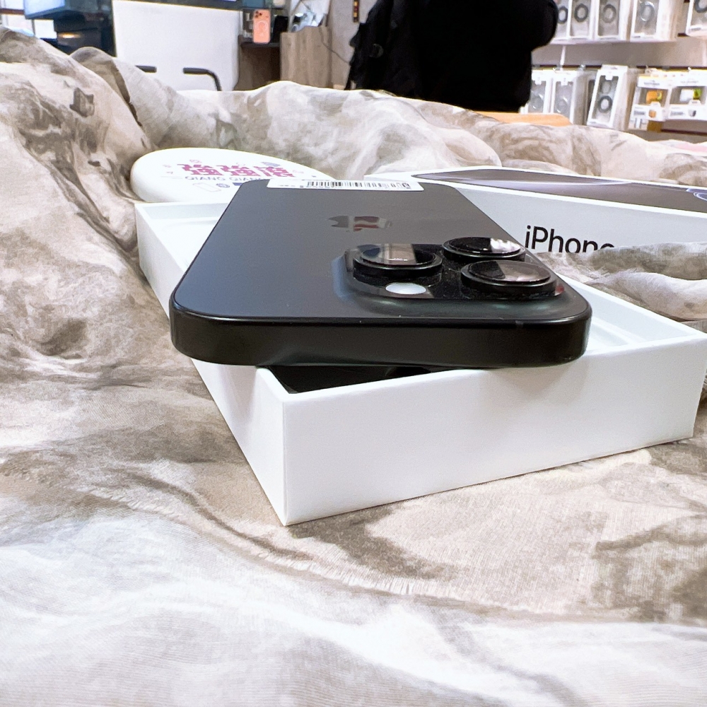 二手 iPhone 16 Pro 512G 黑色*83098(店保365天）