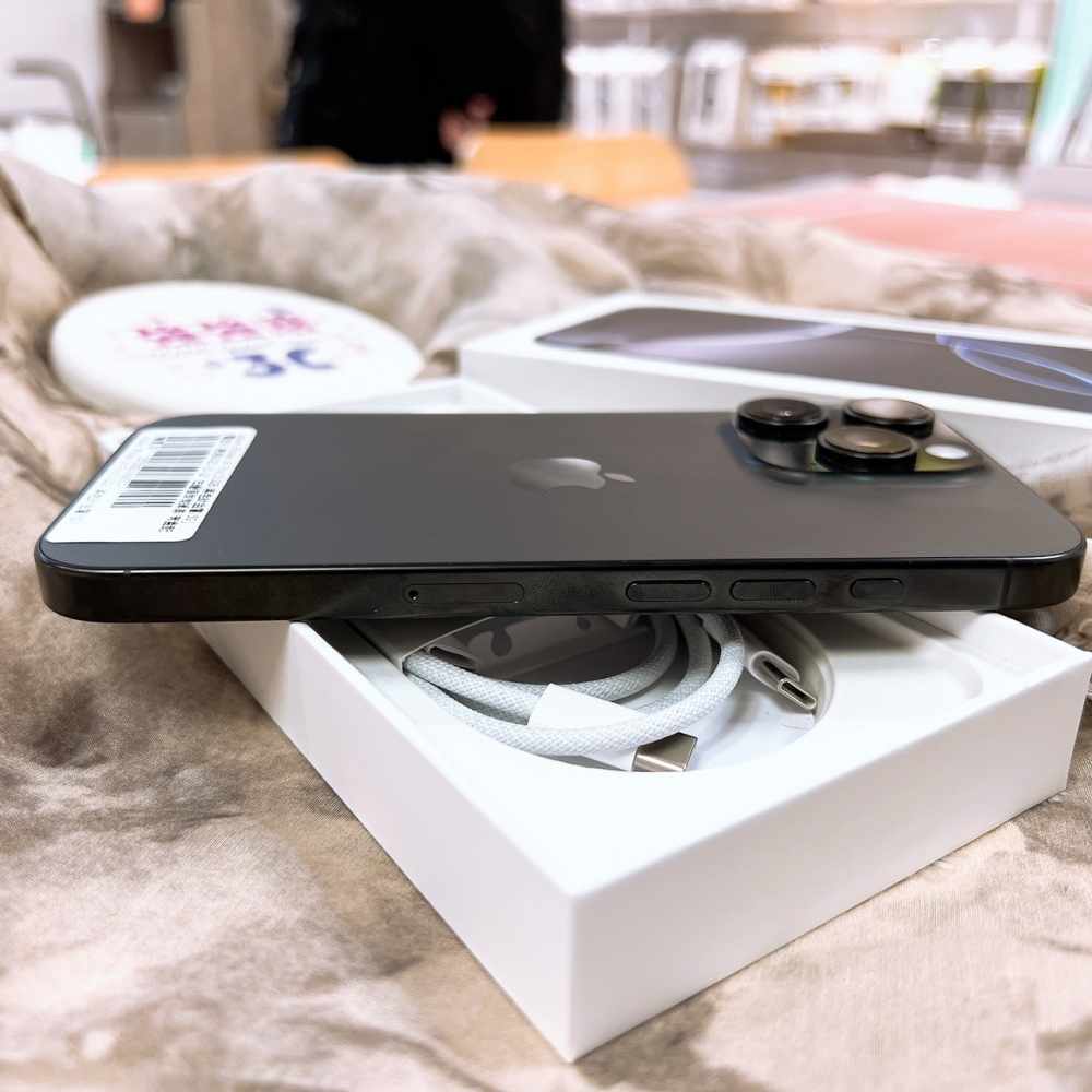 二手 iPhone 16 Pro 512G 黑色*83098(店保365天）
