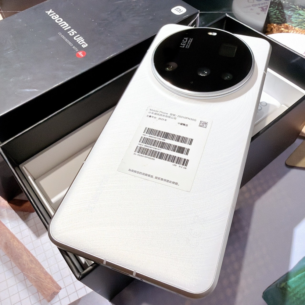 善化-二手 小米 15 Ultra 16+512G 白色*81569（原廠保內）