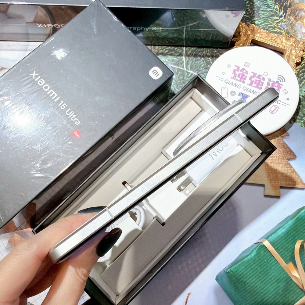 善化-二手 小米 15 Ultra 16+512G 白色*81569（原廠保內）