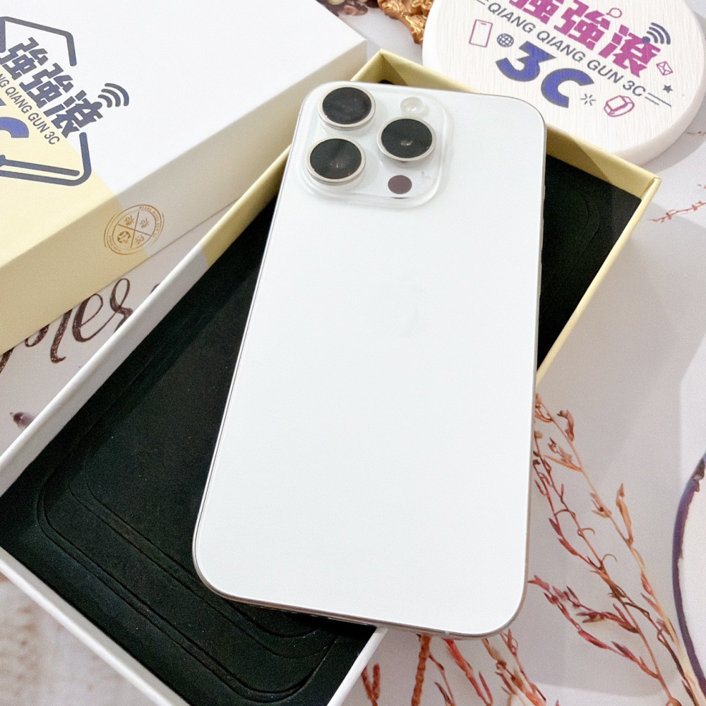 善化-二手 iPhone15 Pro 256G 白色#91967(店保365天)