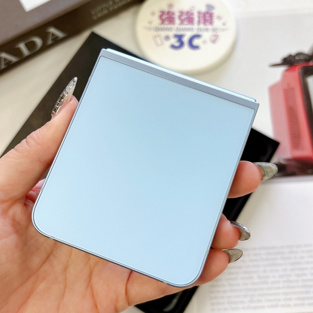 二手 三星 Z Flip 6 12+256G 藍色 (原廠保內) *86396