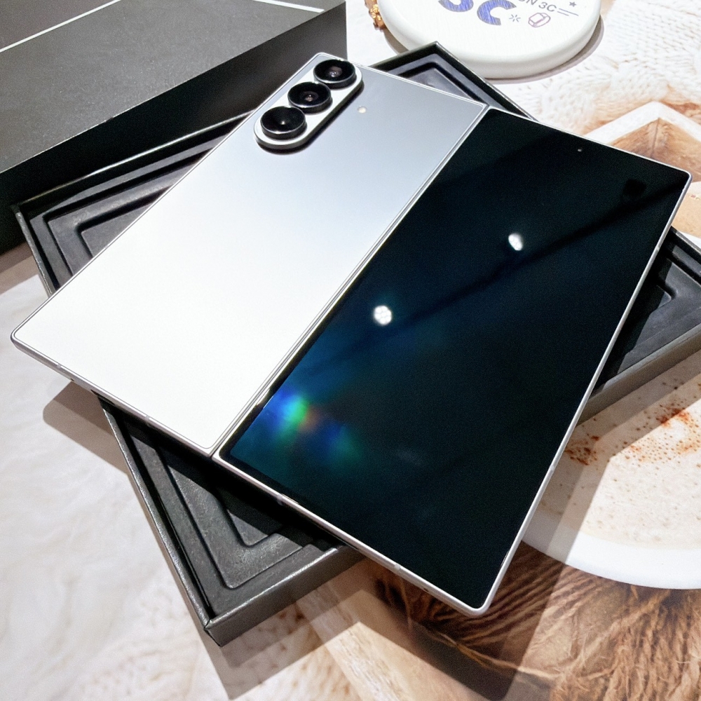 善化-二手 三星 Z Fold 7 12+512G 銀色*05743(原廠保內)