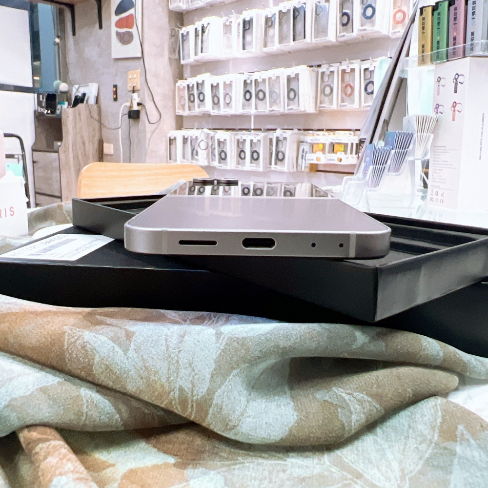 三星ZFlip6 12+256G 銀色 71641（店家保固90天）