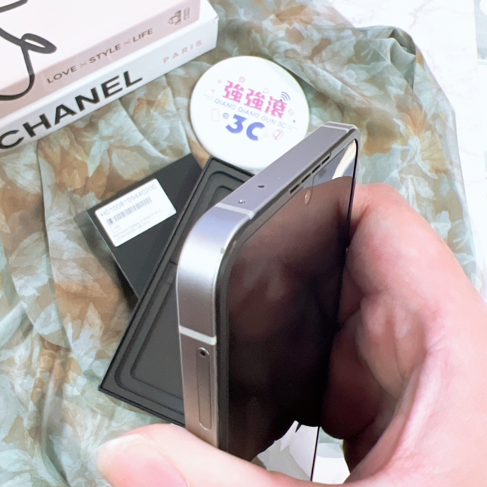 三星ZFlip6 12+256G 銀色 71641（店家保固90天）