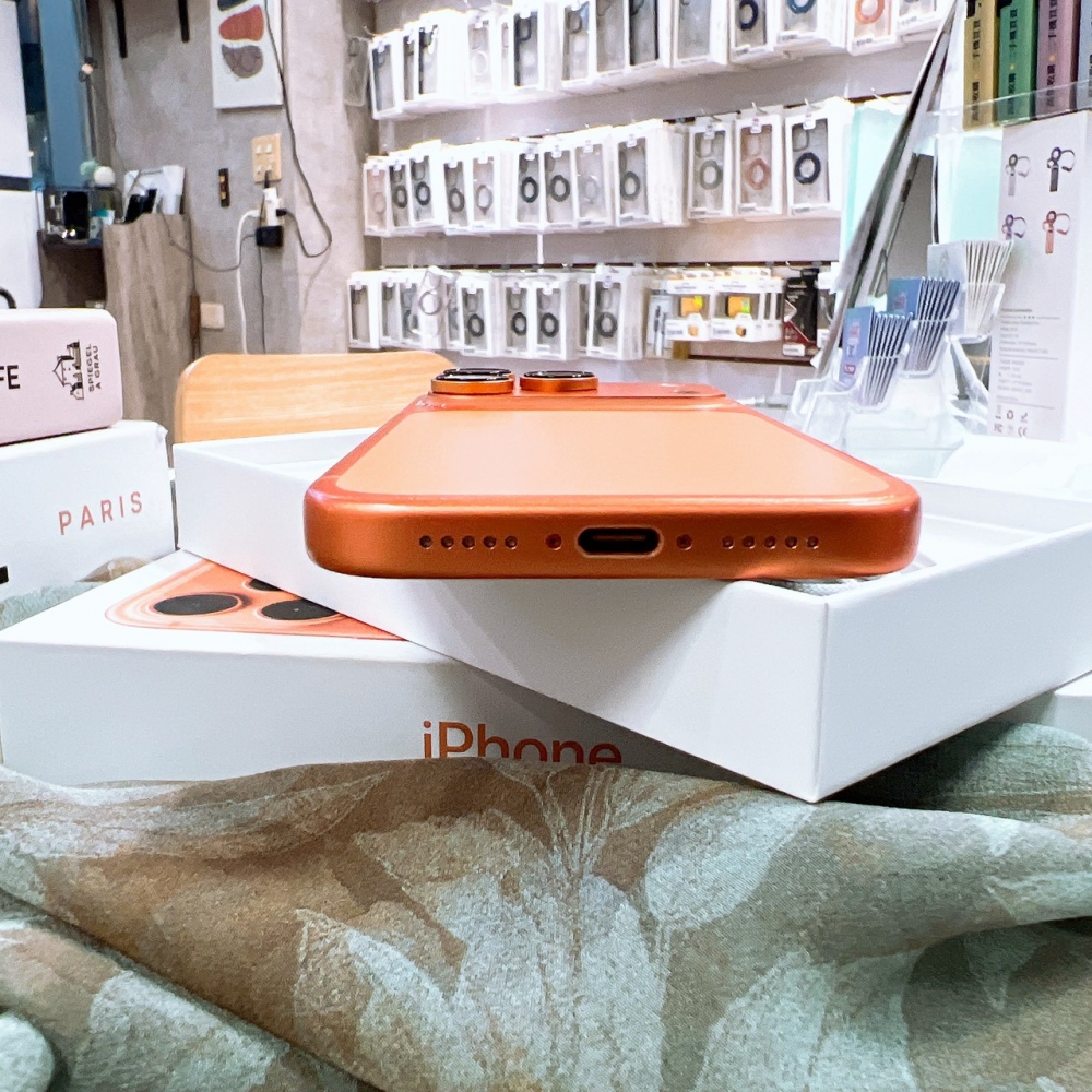 二手 iPhone 17 Pro 256G 橘色*70487（原廠保內）