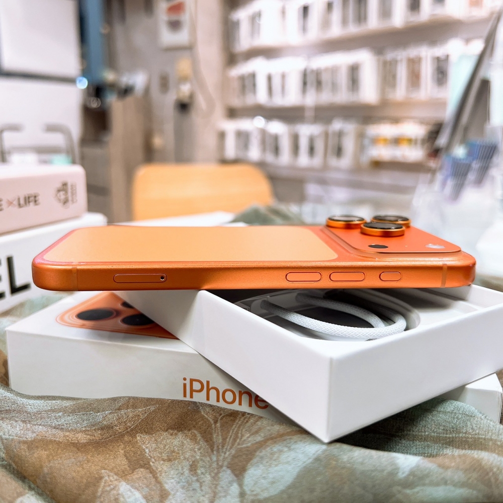 二手 iPhone 17 Pro 256G 橘色*70487（原廠保內）