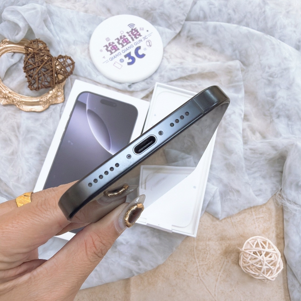 歸仁-二手iphone16 pro max 256黑色#78226(店家保固365天)