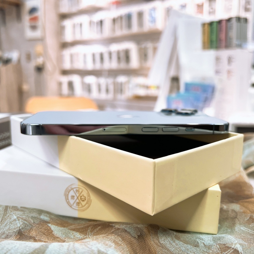 二手 iPhone 13Pro 256G 藍色*74142（店保365天）