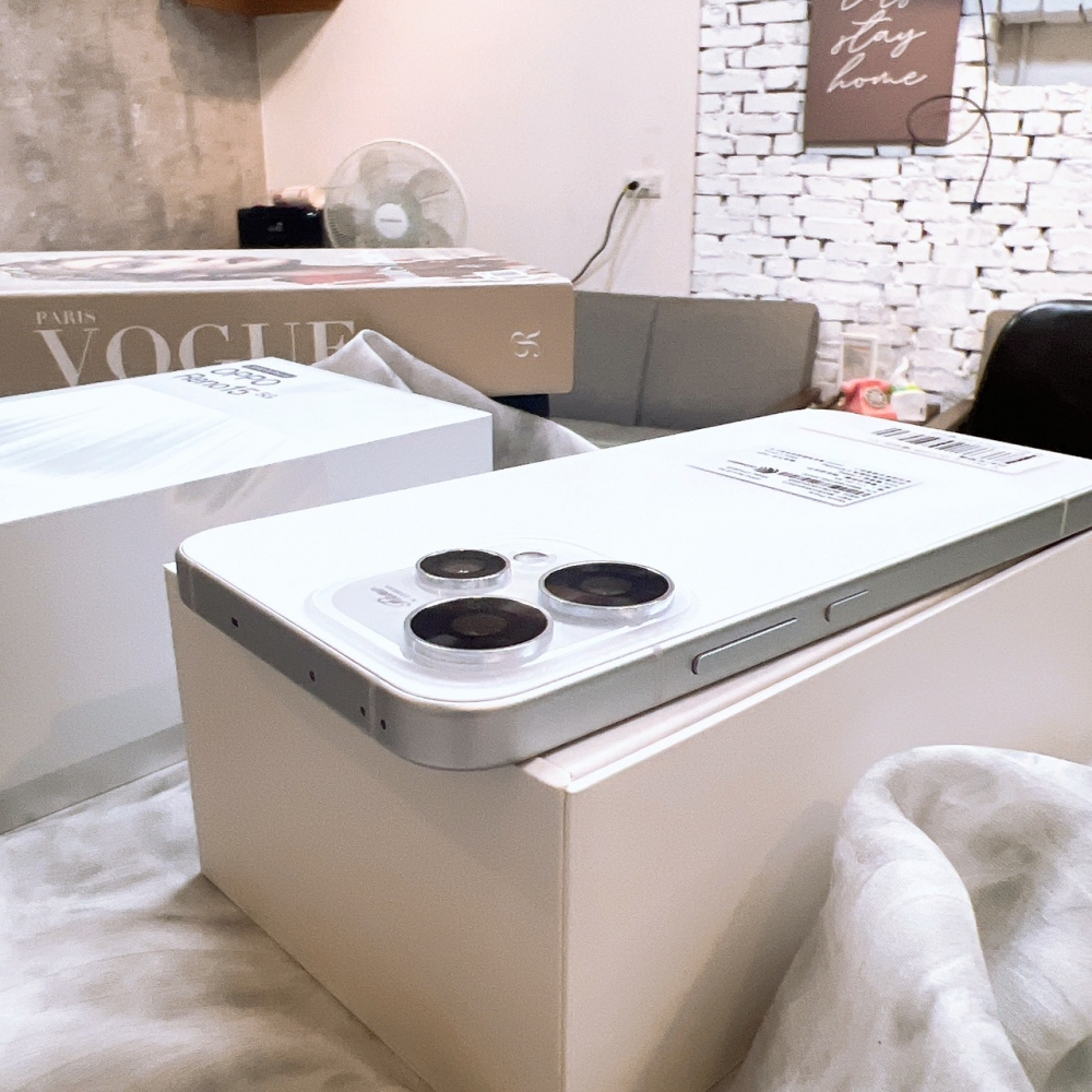 二手 OPPO RENO 15 12+512G 白*45873(保固未開通)