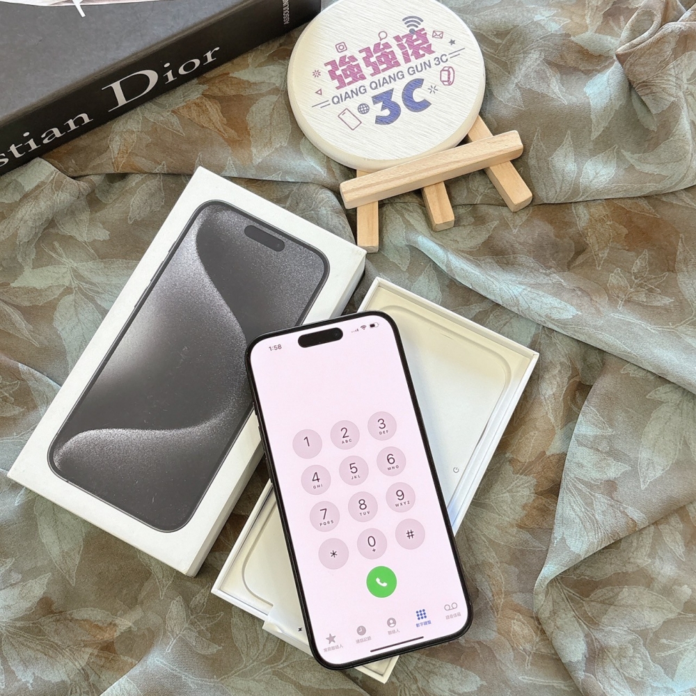 二手-iPhone15Pro 256G 黑色*52099（店家保固365天）