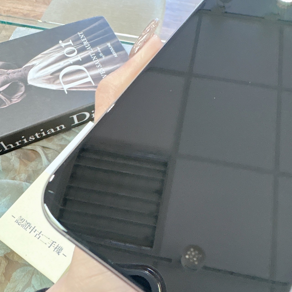 二手 iPhone15Pro 256G 原色*27155 (店家保固365天)