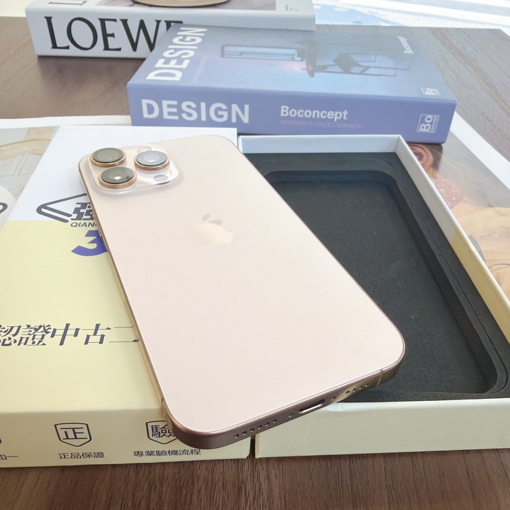 鹽行-二手 iPhone 16 Pro Max 256G 金色*99863（店保365天）