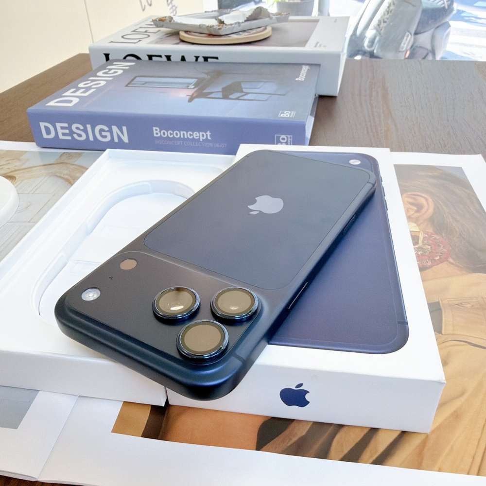 鹽行-二手 IPHONE 17ProMax 256G 藍色*81403 (原廠保內)