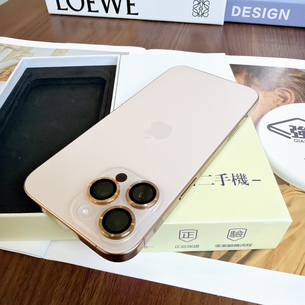 鹽行-二手 iPhone 16 Pro Max 256G 金色*10670（原廠保內）