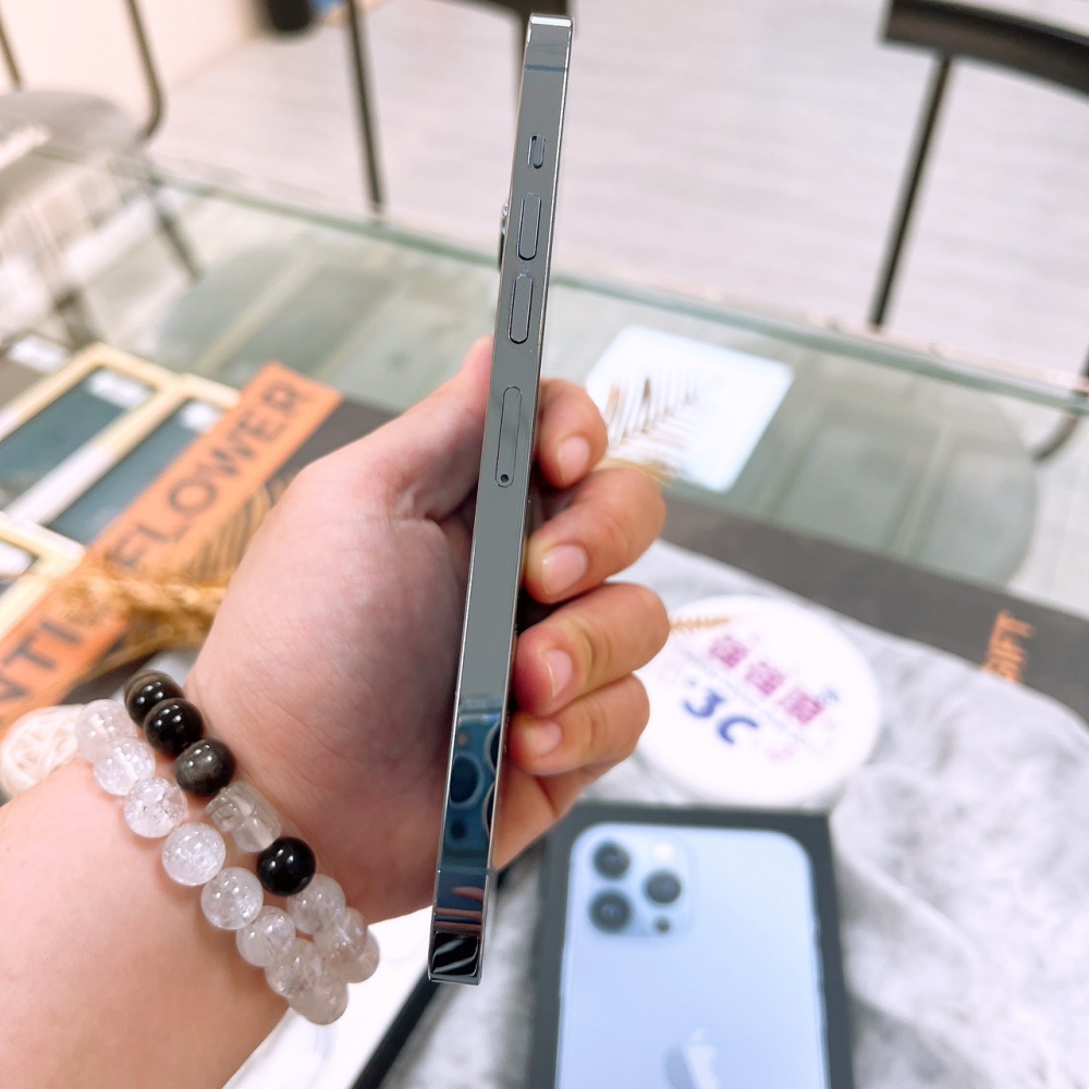 二手 13Promax256G 藍色*58571 (店家保固365天)