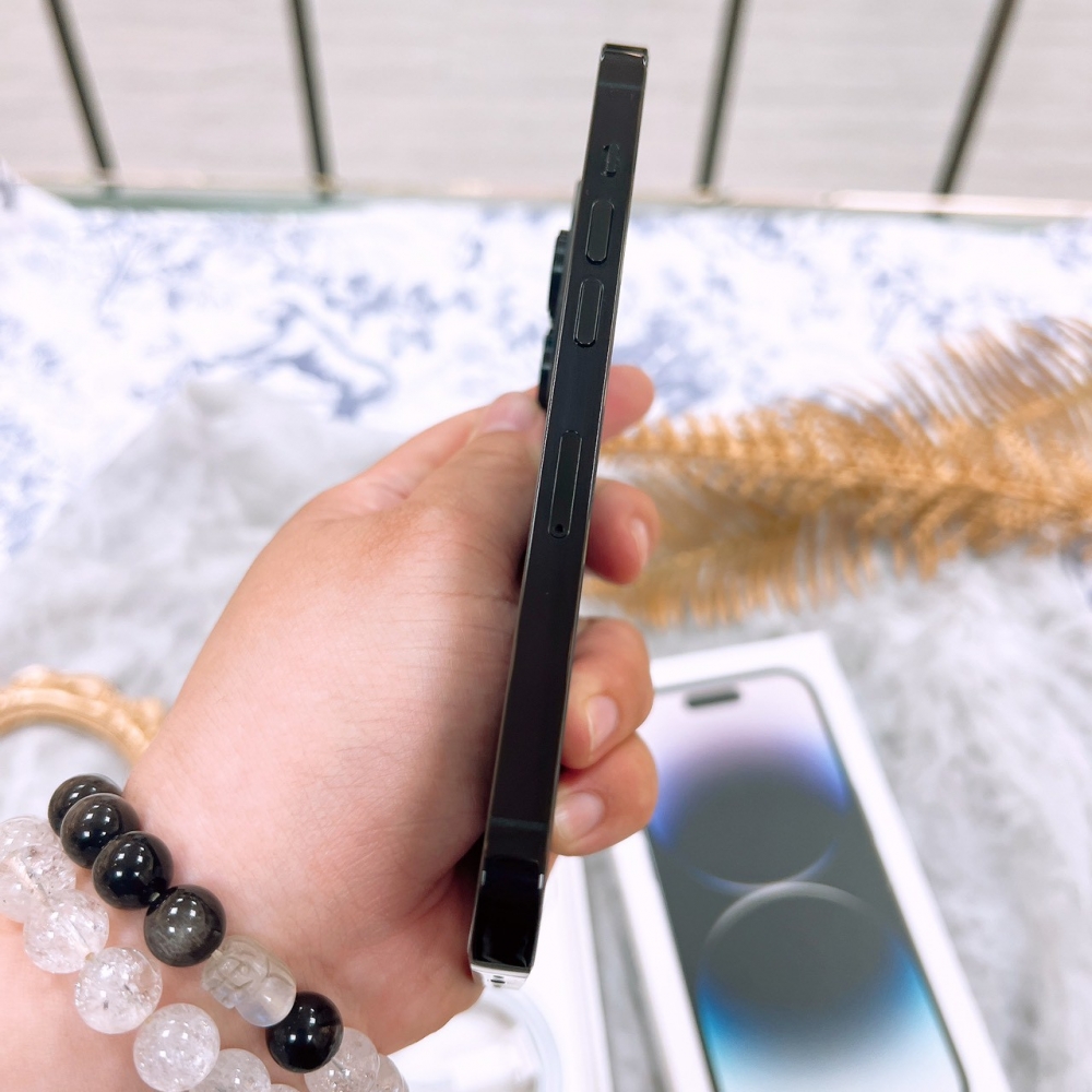 二手 14Pro256G黑色*24740 (店家保固365天)