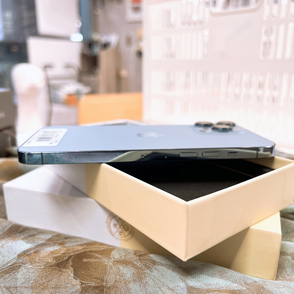 二手 13Promax256G 藍色*34646 (店家保固365天)