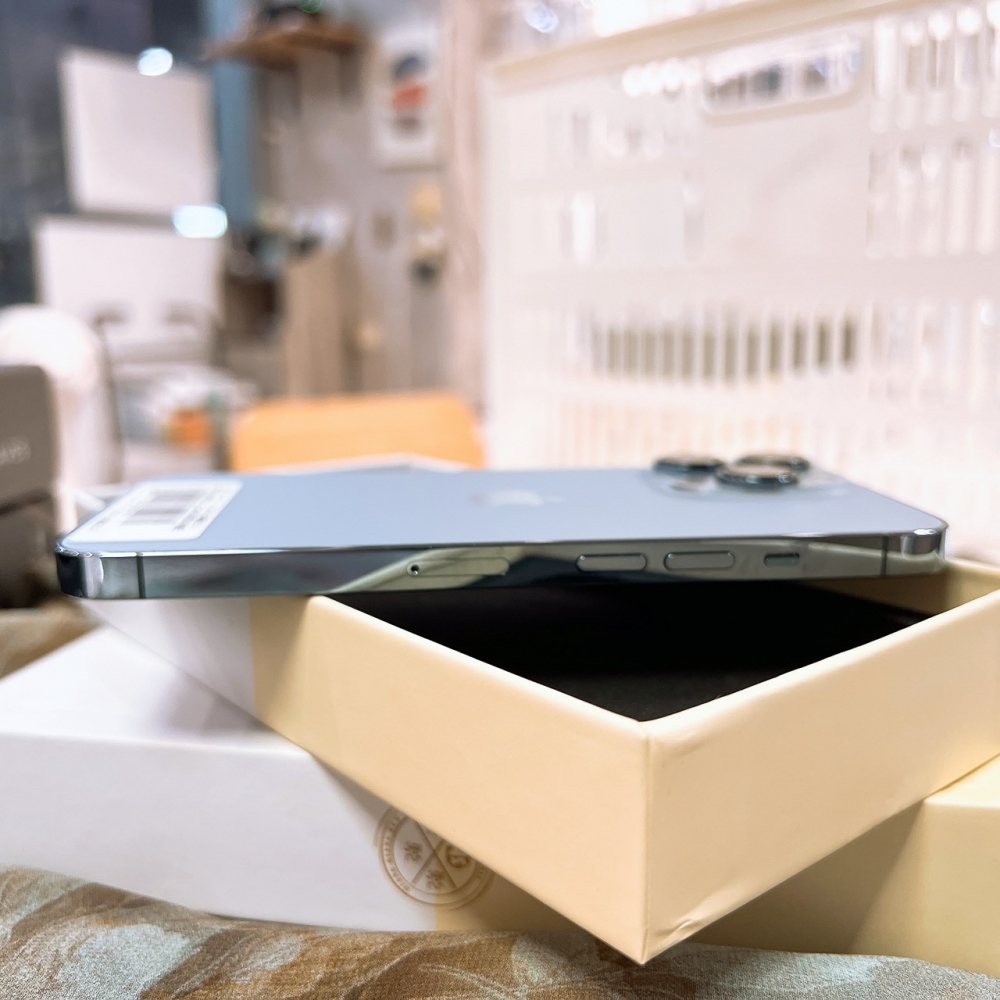 二手 13Pro128G藍色*74823 (店家保固365天)