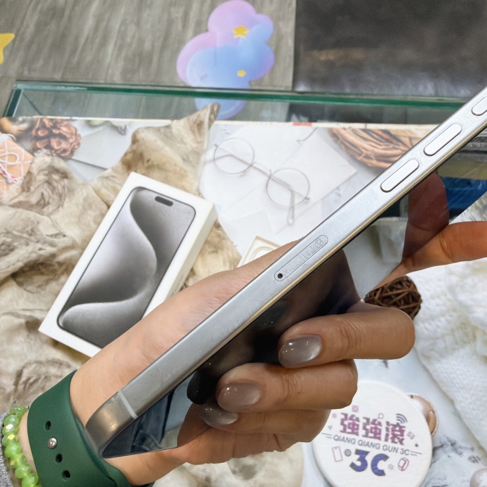 二手 iPhone15 Pro Max 256G 白色#91362(店保365天)