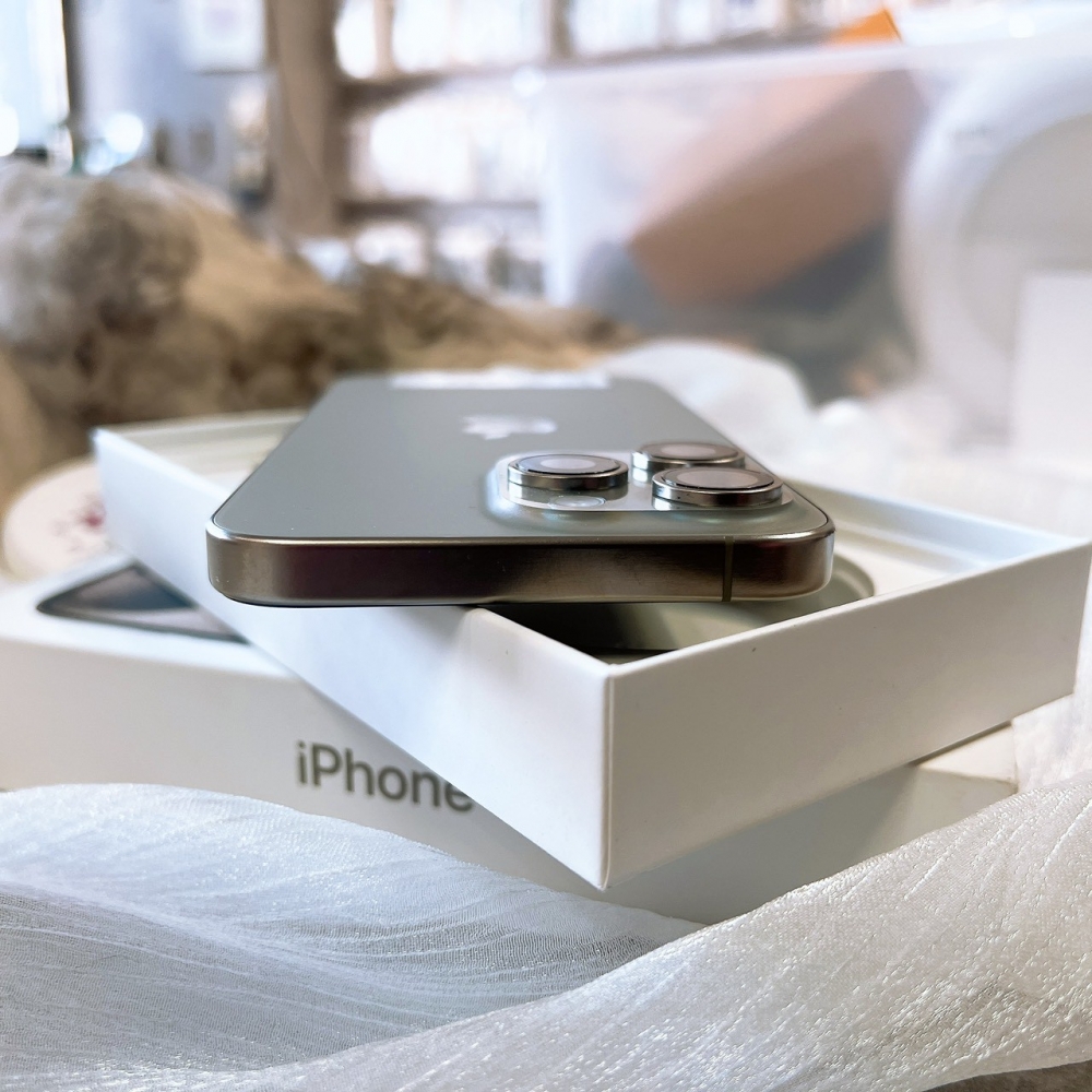 二手-iPhone15ProMax 512G 原色*70724(店家保固365天)
