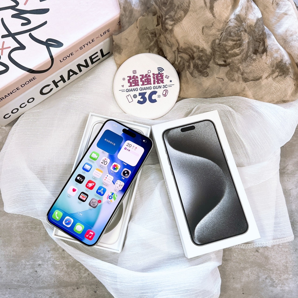 二手-iPhone15ProMax 512G 白色*56552(店家保固365天)